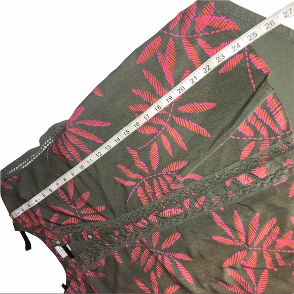 A New Day Women's Boho Green & Pink Print Sleeveless Details Top size L - Picture 11 of 11